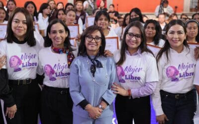 Gobernadora Lorena Cuellar reconoce a 50 mujeres tlaxcaltecas que reconstruyeron su vida  tras sufrir violencia